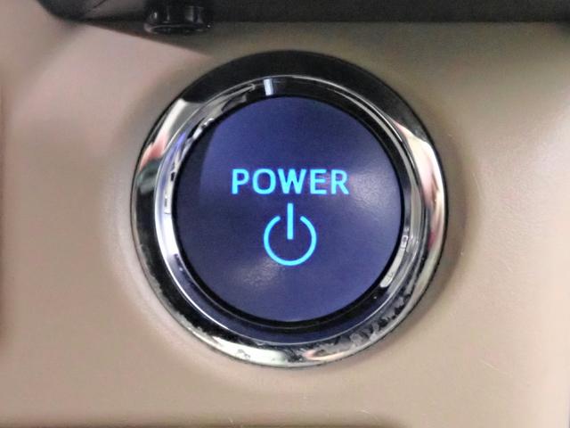 ノア ハイブリッドG 外ナビ/バックカメラ/フルセグTV/ブルートゥース/CD・DVD/音楽録音/フリップダウンモニター/ETC/インテリキー/HIDオートライト/シートヒーター/両側パワスラ/革調シートカバー/純15AW(15枚目)