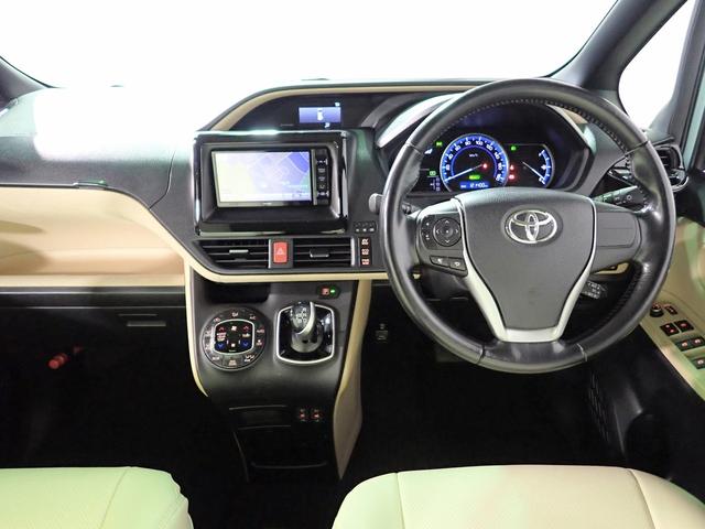 ノア ハイブリッドG 外ナビ/バックカメラ/フルセグTV/ブルートゥース/CD・DVD/音楽録音/フリップダウンモニター/ETC/インテリキー/HIDオートライト/シートヒーター/両側パワスラ/革調シートカバー/純15AW(20枚目)