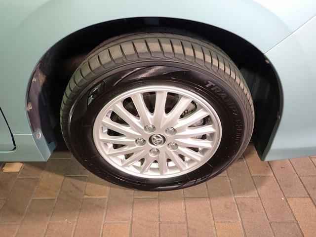 ノア ハイブリッドG 外ナビ/バックカメラ/フルセグTV/ブルートゥース/CD・DVD/音楽録音/フリップダウンモニター/ETC/インテリキー/HIDオートライト/シートヒーター/両側パワスラ/革調シートカバー/純15AW(32枚目)