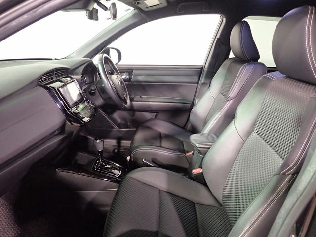 カローラフィールダー ハイブリッドG ダブルバイビー 社外ナビ/バックカメラ/フルセグTV/ブルートゥース/CD・DVD/ETC/衝突軽減ブレーキ/スマートキー/LEDオートライト/ハーフレザーシート/オートハイビーム/純正16インチアルミ(22枚目)