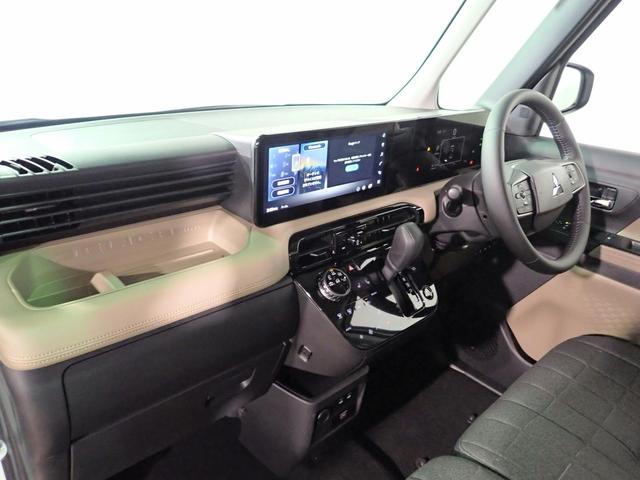 デリカミニ G プレミアム デリマルパッケージ 届出済未使用車/Google搭載インフォテイメントシステム/全方位モニタ/スマホ連携/ブルートゥース/デジタルルームミラー/前後ドラレコ/撥水シート生地/ETC2.0/衝突軽減ブレーキ/マイパイロット(21枚目)