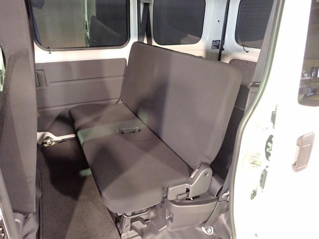 ハイゼットカーゴ ＤＸ　ワンオーナー／スマートアシスト／衝突軽減ブレーキ／オートライト／オートハイビーム／クリアランスソナー／キーレスエントリー／ＥＴＣ車載器／純正ＡＭＦＭラジオ（20枚目）