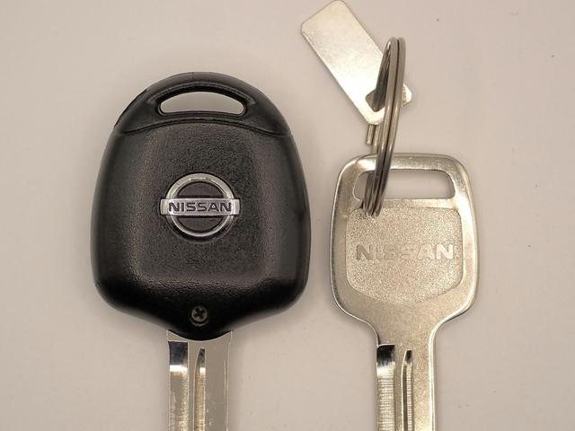 デイズ ハイウェイスター　Ｊ　禁煙車／純正ナビ／フルセグＴＶ／ブルートゥース接続／ＥＴＣ車載器／キーレスエントリー／純正１４インチアルミ／電動格納ミラー／両席エアバッグ／アンチロックブレーキ（6枚目）