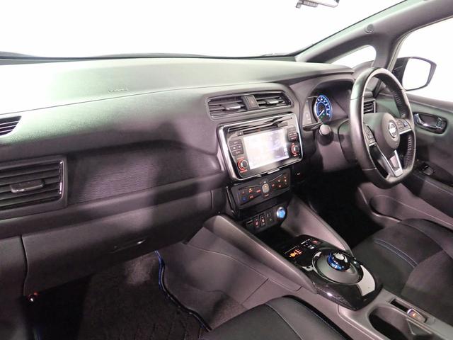 リーフ Ｇ　禁煙／純ナビ／全方位カメラ／ワンセグＴＶ／ブルートゥース／ＣＤ・ＤＶＤ／ＥＴＣ／衝突軽減ブレーキ／プロパイロット／デジタルインナーミラー／インテリキー／ＬＥＤオートライト／シートヒーター／純正１７ＡＷ（22枚目）