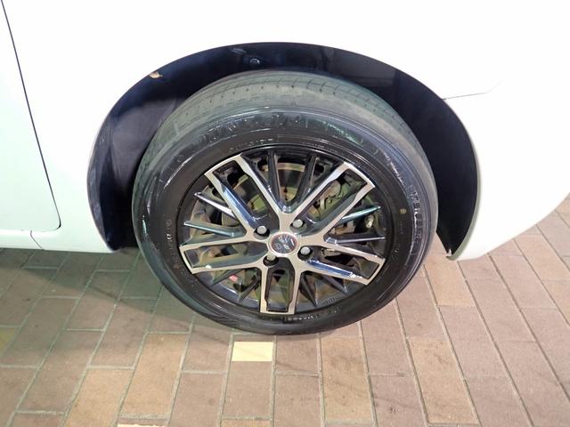 キューブ １５Ｘ　社外ナビ／バックカメラ／フルセグＴＶ／ＥＴＣ車載器／インテリキー／社外１５インチアルミ／社外ＬＥＤヘッドライト／アイドリングストップ／電動格納ミラー／スペアキー有り（32枚目）