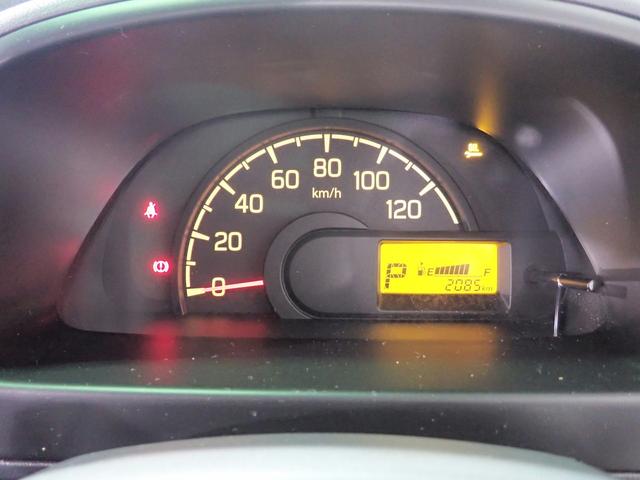 NT100クリッパートラック DX セーフティパッケージ 4WD/オートマ車/禁煙車/衝突軽減ブレーキ/オートライト/車線逸脱警報/荷台ラバーマット/純正AMFMラジオ(11枚目)