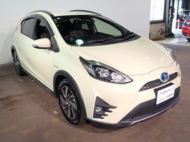 TOYOTA AQUA CROSSOVER GLAM