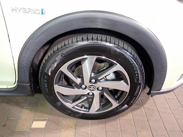 TOYOTA AQUA CROSSOVER GLAM