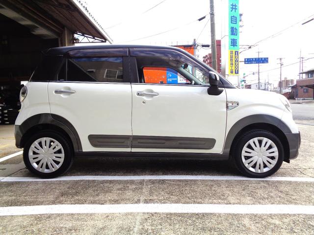 「アクティバ」は、力強さと立体感のあるクロスオーバーテイストとし、車両の下回りをプロテクトする力強い印象の樹脂ガーニッシュや、アクティブな印象の大径タイヤ（１６５／６０Ｒ１５）を採用！ワイルドです！