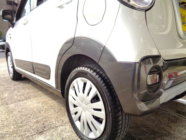 左側面の後方からの画像でございます！現車確認ができないお客様からリクエストが多い助手席側画像でございます！走行距離も少なく安全装備も快適装備も一杯詰まってます！ツートンカラーのキャストいかがですか？