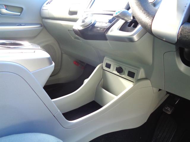 プリウスアルファ S パノラマルーフ 純正8インチナビTV DVD再生可能 Bluetooth バックカメラ LEDヘッド ステアリングスイッチ スマートキー プッシュスタート ETC クリアランスソナー 整備・保証付(34枚目)