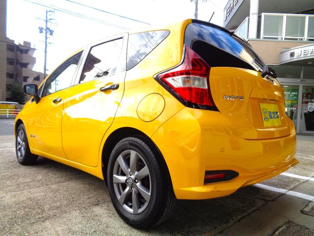 ノート ｅ－パワー　Ｘ　ブラックアロー　ナビＴＶ　ＤＶＤ再生可能　Ｂｌｕｅｔｏｏｔｈ　ＥＴＣ　クルーズコントロール　ＬＥＤヘッド　衝突被害軽減システム　クリアランスソナー　レーンアシスト　プッシュスタート　インテリジェントキー　整備・保証付（9枚目）