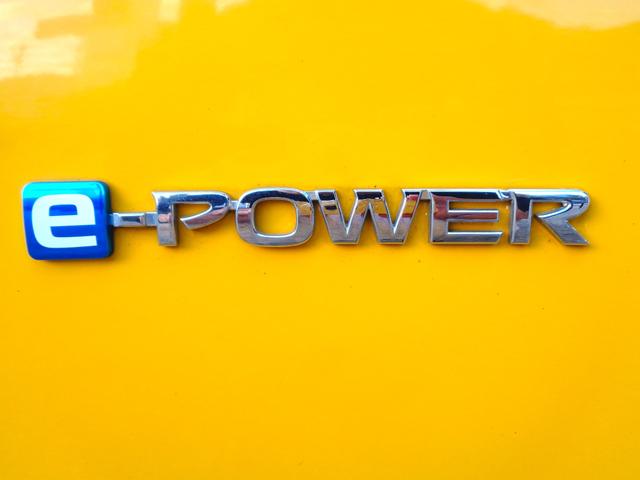 ノート ｅ－パワー　Ｘ　ブラックアロー　ナビＴＶ　ＤＶＤ再生可能　Ｂｌｕｅｔｏｏｔｈ　ＥＴＣ　クルーズコントロール　ＬＥＤヘッド　衝突被害軽減システム　クリアランスソナー　レーンアシスト　プッシュスタート　インテリジェントキー　整備・保証付（80枚目）