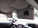 運転席のサンバイザーにはご覧の様に大きめのバニティミラーが完備されています!お化粧直しなど気軽にできそうです!信号待ちでメイクしてる方よく見かけますが安全な場所でお願い致します!まずは検討中リストへ