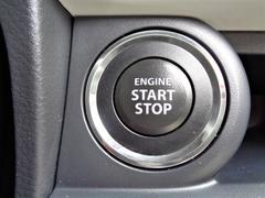 最近主流のプッシュスタートボタンになります。ブレーキを踏みながら押すだけ簡単プッシュスタートです。ブレーキの踏み忘れがありますので、注意してください。カギはとっても便利で快適なスマートキー！ 6
