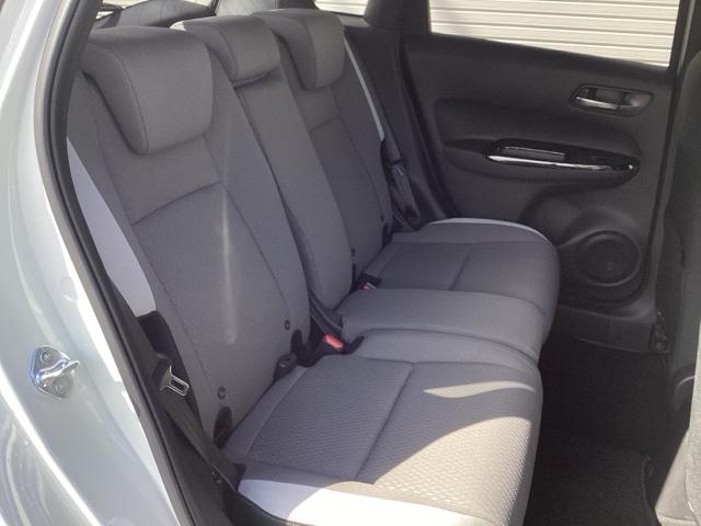 フィット クロスター 純正ナビ・CD・bluetooth・ドラレコ前・バックカメラ・禁煙車・LEDヘッドライト・保証2年間・ホンダセンシング・スペアキー有(17枚目)