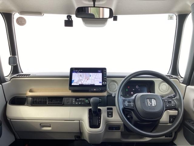 Ｎ－ＢＯＸ ファッションスタイル　元当社レンタカー・純正９インチナビ・ＥＴＣ・ドラレコ前・片側電動スライドドア・禁煙車・Ｂｌｕｅｔｏｏｔｈ・保証２年間・ＬＥＤヘッドライト（4枚目）