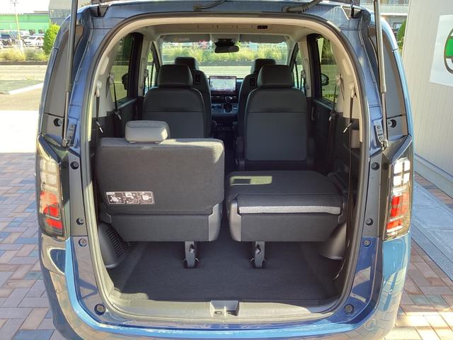 フリード e:HEVエアーEX HondaSENSING 純正11.4インチナビ フルセグ Bluetooth DVD 録音 ETC シートヒーター LEDヘッドライト 両側電動スライドドアクルーズコントロール 純正アルミホイール(30枚目)