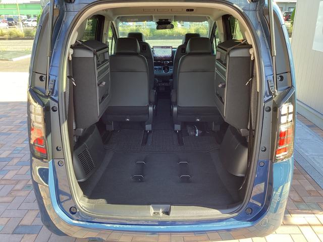 フリード e:HEVエアーEX HondaSENSING 純正11.4インチナビ フルセグ Bluetooth DVD 録音 ETC シートヒーター LEDヘッドライト 両側電動スライドドアクルーズコントロール 純正アルミホイール(33枚目)