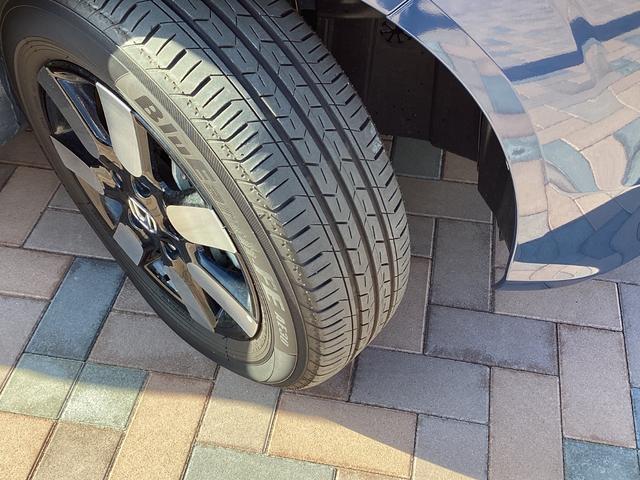 フリード e:HEVエアーEX HondaSENSING 純正11.4インチナビ フルセグ Bluetooth DVD 録音 ETC シートヒーター LEDヘッドライト 両側電動スライドドアクルーズコントロール 純正アルミホイール(54枚目)