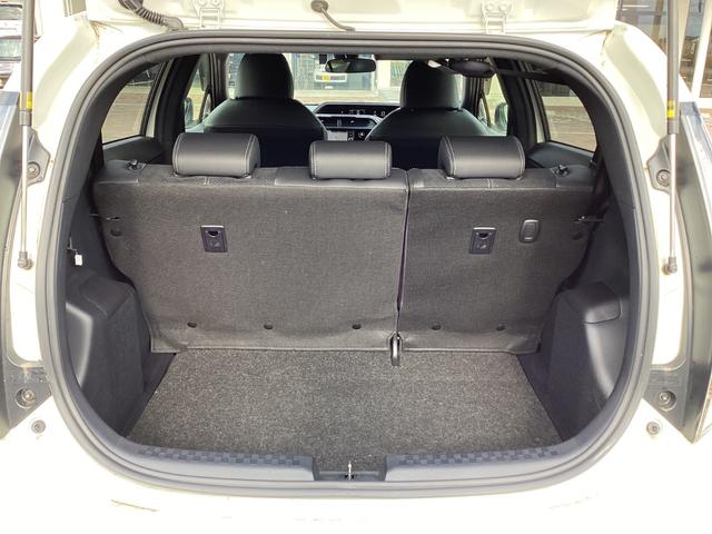 アクア Ｇ　ＧＲスポーツ　衝突軽減　レーンキープ　純正メモリーナビ　フルセグＴＶ　Ｂｌｕｅｔｏｏｔｈ　ＤＶＤ再生　バックカメラ　ＬＥＤヘッドライト　ＬＥＤフォグライト　ドライブレコーダー　１７インチ純正アルミ　ＥＴＣ（33枚目）