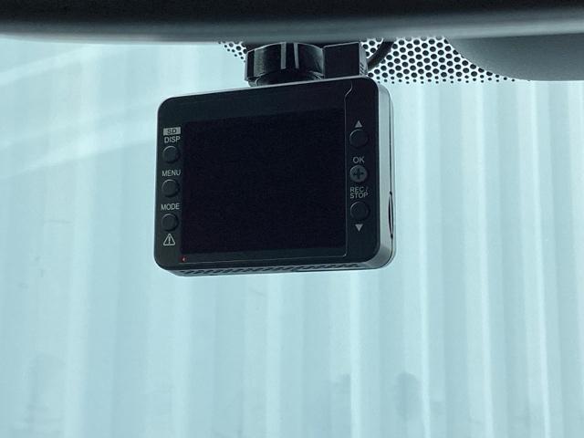 もしもの時に役立つドライブレコーダー付き！！あおり運転防止にも役立ちます！！