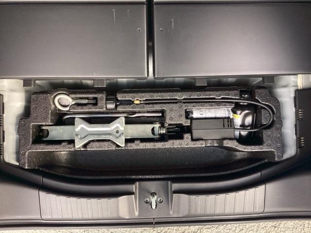 N-BOXカスタム Lスタイル+ブラック ワンオーナー ホンダ純正8インチナビ リア席モニター フルセグTV Bluetooth バックカメラ ミュージックサーバー 両側電動スライドドア LEDヘッドライト 禁煙車 ETC シートヒーター(31枚目)