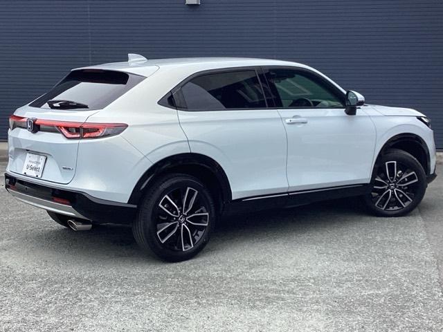 ヴェゼル ｅ：ＨＥＶＺ　ホンダ純正９インチナビ　前後ドライブレコーダー　ＡｐｐｌｅＣａｒＰｌａｙ対応　フルセグＴＶ　Ｂｌｕｅｔｏｏｔｈ　ミュージックサーバー　ＤＶＤ再生　バックカメラ　運転席助手席シートヒーター（30枚目）