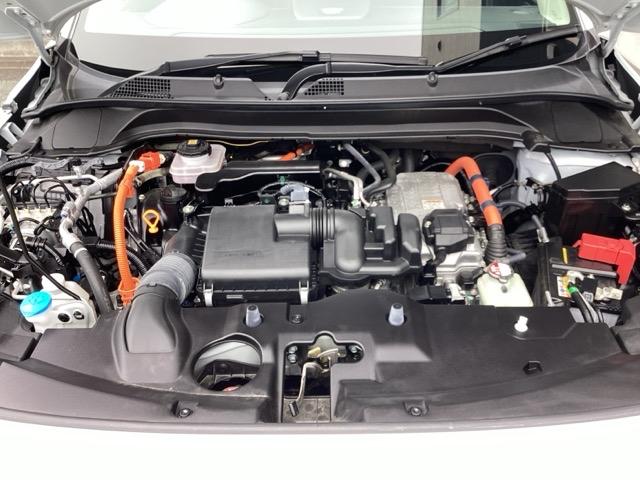 ヴェゼル ｅ：ＨＥＶＺ　ホンダ純正９インチナビ　前後ドライブレコーダー　ＡｐｐｌｅＣａｒＰｌａｙ対応　フルセグＴＶ　Ｂｌｕｅｔｏｏｔｈ　ミュージックサーバー　ＤＶＤ再生　バックカメラ　運転席助手席シートヒーター（33枚目）