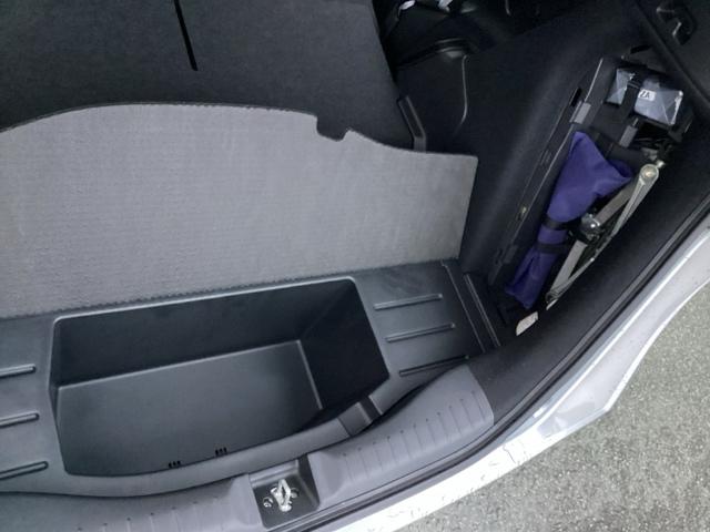 フィット ｅ：ＨＥＶベーシック　ワンオーナー　禁煙車　ドラレコ　パナソニックナビ　ＥＴＣ　バックカメラ　ＬＥＤヘッドライト　サイドカーテンエアバック　クルーズコントロール　スマートキー　キーレス　ワンセグＴＶ　Ｂｌｕｅｔｏｏｔｈ接続（27枚目）