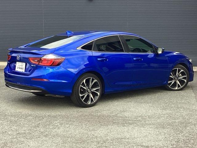 この度は、当店のお車を閲覧いただきまして誠にありがとうございます。中古車１台限りのお車ですので、少しでも気になられましたら、お問い合わせ下さい♪