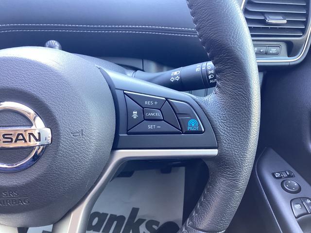 セレナ ハイウェイスター　ＶセレクションＩＩ　プロパイロット　純正９型ナビ　フルセグ　Ｂｌｕｅｔｏｏｔｈ　ＤＶＤ　録音　アラウンドビューモニター　両側パワースライドドア　ＬＥＤヘッドライト　フォグライト　スマートキー　プッシュスタート（17枚目）