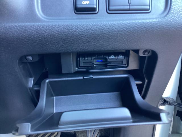 セレナ ハイウェイスター　ＶセレクションＩＩ　プロパイロット　純正９型ナビ　フルセグ　Ｂｌｕｅｔｏｏｔｈ　ＤＶＤ　録音　アラウンドビューモニター　両側パワースライドドア　ＬＥＤヘッドライト　フォグライト　スマートキー　プッシュスタート（27枚目）