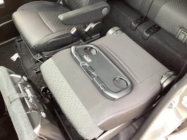 ソリオバンディット ハイブリッドMV 衝突軽減 レーンキープ 8型ナビ フルセグ Bluetooth DVD 録音 バックカメラ 両側電動スライドドア クルーズコントロール フリップダウンモニター スマートキー プッシュスタート(31枚目)