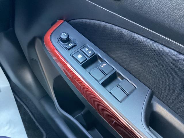 スイフトスポーツ ベースグレード 衝突軽減 純正ナビ フルセグ Bleutooth DVD 録音 360°カメラ LEDヘッドライト スマートキー プッシュスタート 前後ドライブレコーダー ビルトインETC 横滑り防止(24枚目)
