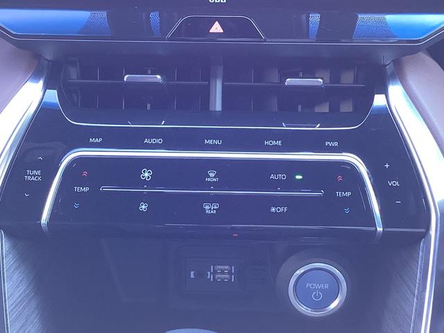 ハリアーハイブリッド Ｚ　レザーパッケージ　衝突軽減　ＪＢＬ１２．３インチナビ　フルセグ　Ｂｌｕｅｔｏｏｔｈ　Ｍｉｒａｃａｓｔ　全方位モニター　ＪＢＬ９スピーカー　ＢＳＭ　ＲＣＴＡ　デジタルインナーミラー　パワーバックドア　ＬＥＤヘッドライト（12枚目）