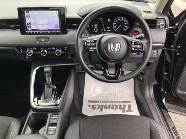 ヴェゼル ｅ：ＨＥＶＺ　ワンオーナー　純正８インチナビ　ドラレコ　ＥＴＣ　バックカメラ　サイドカーテンエアバック　ＬＥＤ　クルーズコントロール　シートヒーター　電動リアゲート　フルセグＴＶ　ＤＶＤ再生　キーレス　スマートキー（16枚目）