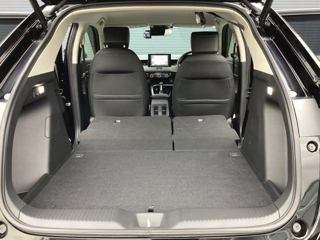 ヴェゼル ｅ：ＨＥＶＺ　ワンオーナー　純正８インチナビ　ドラレコ　ＥＴＣ　バックカメラ　サイドカーテンエアバック　ＬＥＤ　クルーズコントロール　シートヒーター　電動リアゲート　フルセグＴＶ　ＤＶＤ再生　キーレス　スマートキー（26枚目）