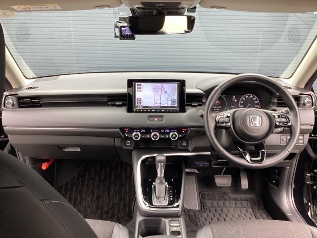 ヴェゼル ｅ：ＨＥＶＺ　ワンオーナー　純正８インチナビ　ドラレコ　ＥＴＣ　バックカメラ　サイドカーテンエアバック　ＬＥＤ　クルーズコントロール　シートヒーター　電動リアゲート　フルセグＴＶ　ＤＶＤ再生　キーレス　スマートキー（28枚目）