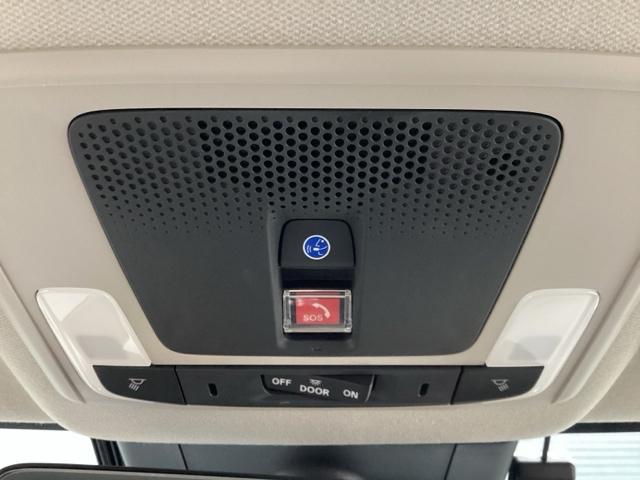 ヴェゼル ｅ：ＨＥＶＺ　ワンオーナー　純正８インチナビ　ドラレコ　ＥＴＣ　バックカメラ　サイドカーテンエアバック　ＬＥＤ　クルーズコントロール　シートヒーター　電動リアゲート　フルセグＴＶ　ＤＶＤ再生　キーレス　スマートキー（31枚目）