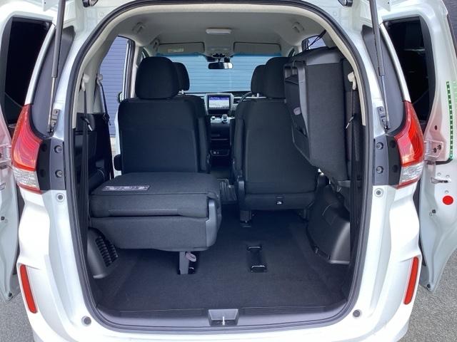 フリードハイブリッド ハイブリッド・Ｇブラックスタイル　ホンダ純正９インチインターナビ　Ｂｌｕｅｔｏｏｔｈ　地デジ　ＤＶＤビデオ　バックカメラ　ＬＥＤヘッドライト　両側電動スライドドア　スマートキー　ドライブレコーダー　ホンダセンシング　アルミホイール（27枚目）