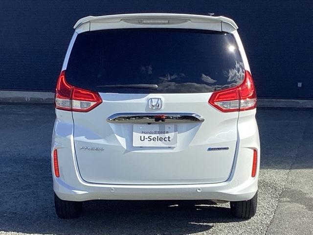 フリードハイブリッド ハイブリッド・Ｇブラックスタイル　ホンダ純正９インチインターナビ　Ｂｌｕｅｔｏｏｔｈ　地デジ　ＤＶＤビデオ　バックカメラ　ＬＥＤヘッドライト　両側電動スライドドア　スマートキー　ドライブレコーダー　ホンダセンシング　アルミホイール（34枚目）