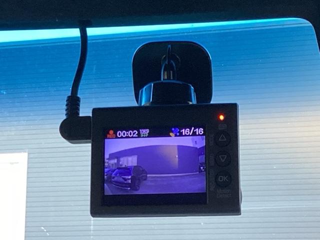 Ｎ－ＢＯＸカスタム Ｇ・Ｌホンダセンシング　１年間　走行距離無制限　保証付　禁煙車　社外７インチナビ　フルセグＴＶ　ＣＤ　Ｂｌｕｅｔｏｏｔｈ　後席モニター　ＥＴＣ装備　前ドライブレコーダー　フロアマット装備　純正アルミホイール（5枚目）