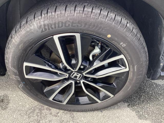 ヴェゼル ｅ：ＨＥＶＺ　２年間　走行距離無制限　保証付　当社デモカー　禁煙車　ワンオーナー　９インチインターナビ　フルセグＴＶ　ＢＴＡ　ＤＶＤ　ＥＴＣ　Ｂカメラ　シートヒーター　電動テールゲート　アルミホイール　ＬＥＤライト（27枚目）