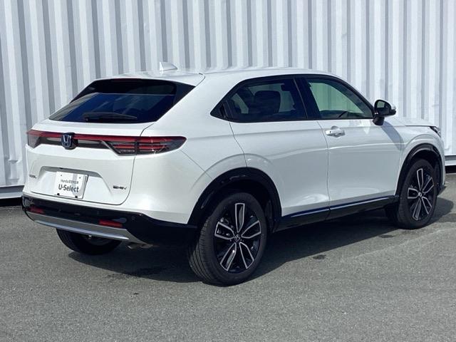 ヴェゼル ｅ：ＨＥＶＺ　２年間　走行距離無制限　保証付　当社デモカー　禁煙車　ワンオーナー　９インチインターナビ　フルセグＴＶ　ＢＴＡ　ＤＶＤ　ＥＴＣ　Ｂカメラ　シートヒーター　電動テールゲート　アルミホイール　ＬＥＤライト（30枚目）