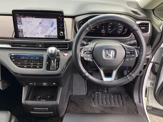 オデッセイハイブリッド e:HEVアブソルート・EX(2枚目)