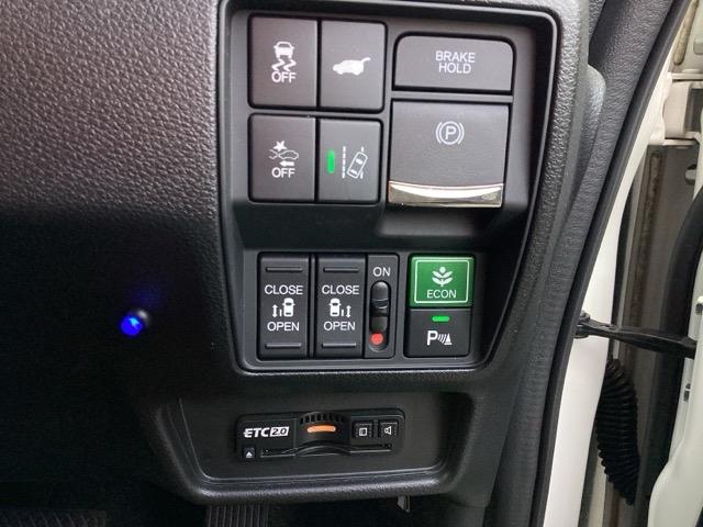 オデッセイハイブリッド e:HEVアブソルート・EX(4枚目)