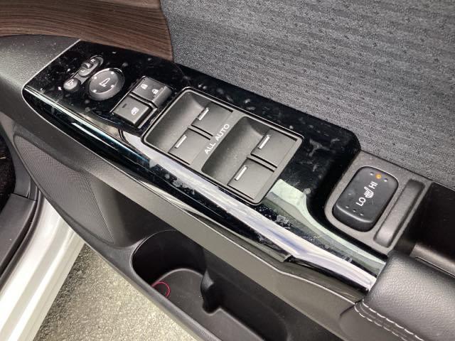 オデッセイハイブリッド e:HEVアブソルート・EX(8枚目)