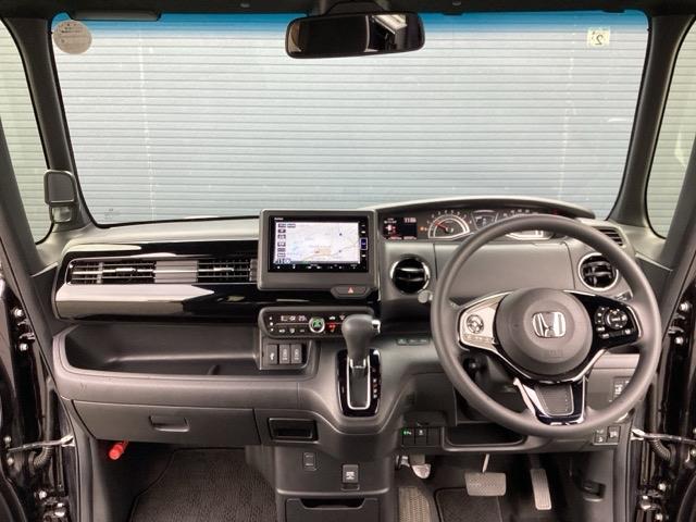 Ｎ－ＢＯＸカスタム Ｌ　１年間　走行距離無制限　保証付　ワンオーナー　禁煙車　７インチナビ　フルセグＴＶ　ＣＤ　Ｂｌｕｅｔｏｏｔｈ　フロアマット装備　純正ホイール装備（5枚目）