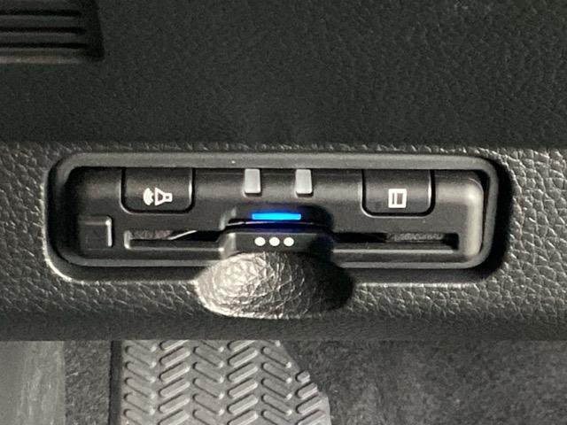 Ｎ－ＯＮＥ プレミアムツアラー　ワンオーナー　禁煙車　純正８インチナビ　ドラレコ前後　ＥＴＣ　バックカメラ　ＬＥＤヘッドライト　サイドカーテンエアバック　シートヒーター　フルセグＴＶ　クルーズコントロール　キーレス　スマートキー（17枚目）